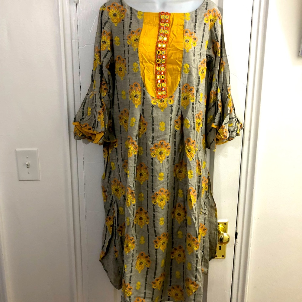 Grey and yellow Indian tunic AaRong